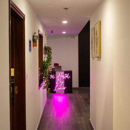 Lunar Hostel 96 迪拜 外观 照片